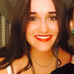 Meet your Posher, Alicia